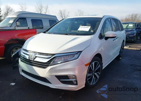 2020 Honda Odyssey Elite z USA, uszkodzony, nr VIN 5FNRL6H91LB044518